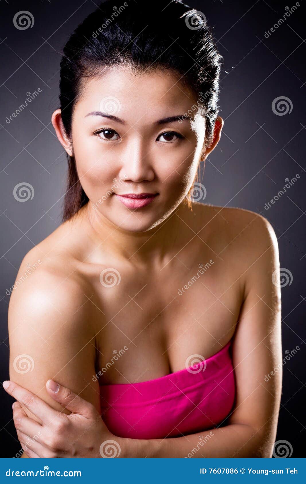 https://thumbs.dreamstime.com/z/beautiful-smile-asian-woman-7607086.jpg