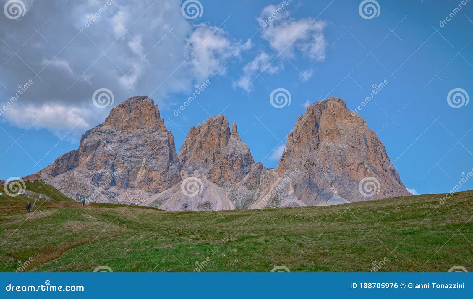 sassolungo group, dolomites, val di fassa, trentino alto adige, italy