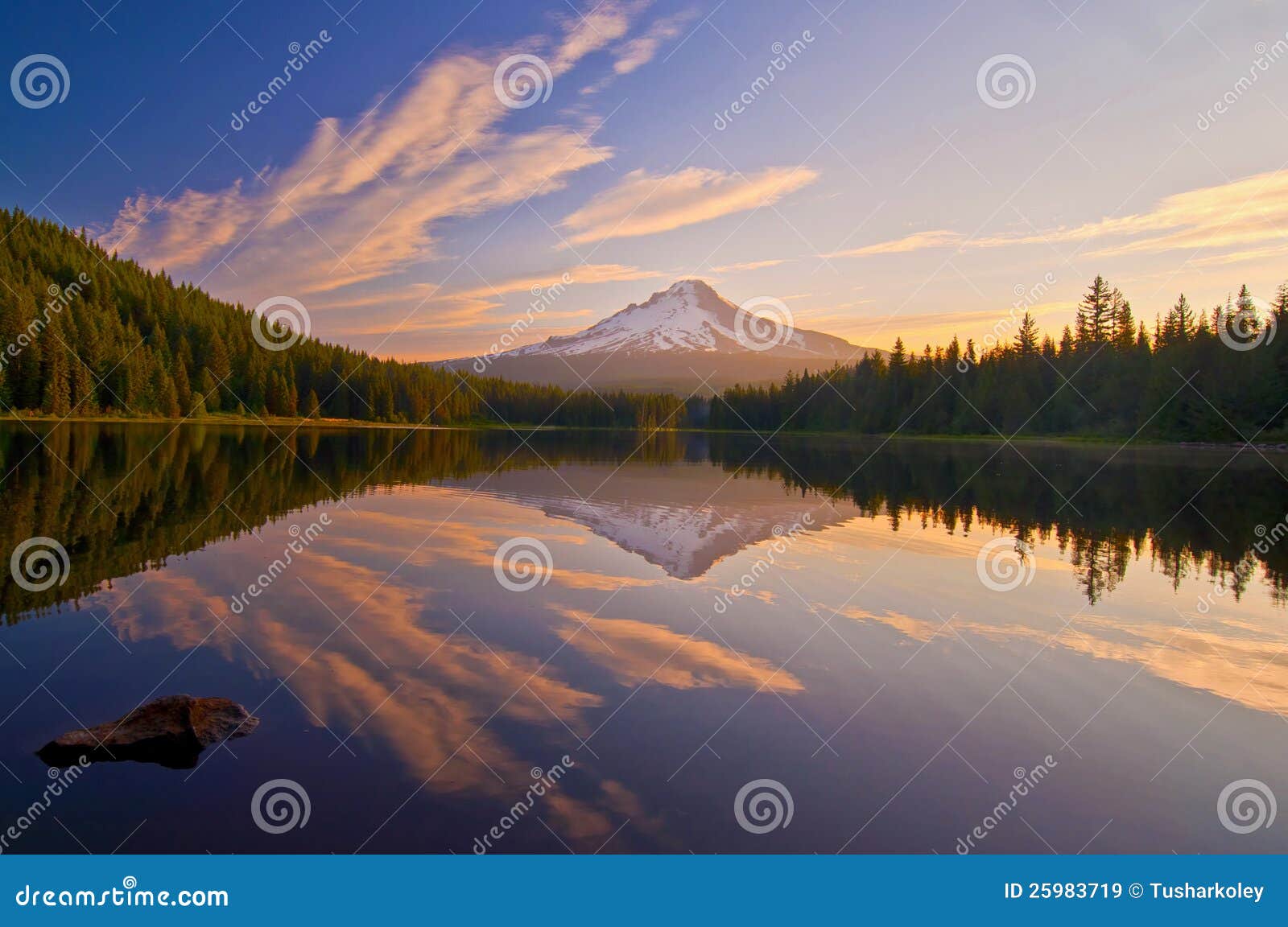beautiful sunrise in trillium lake