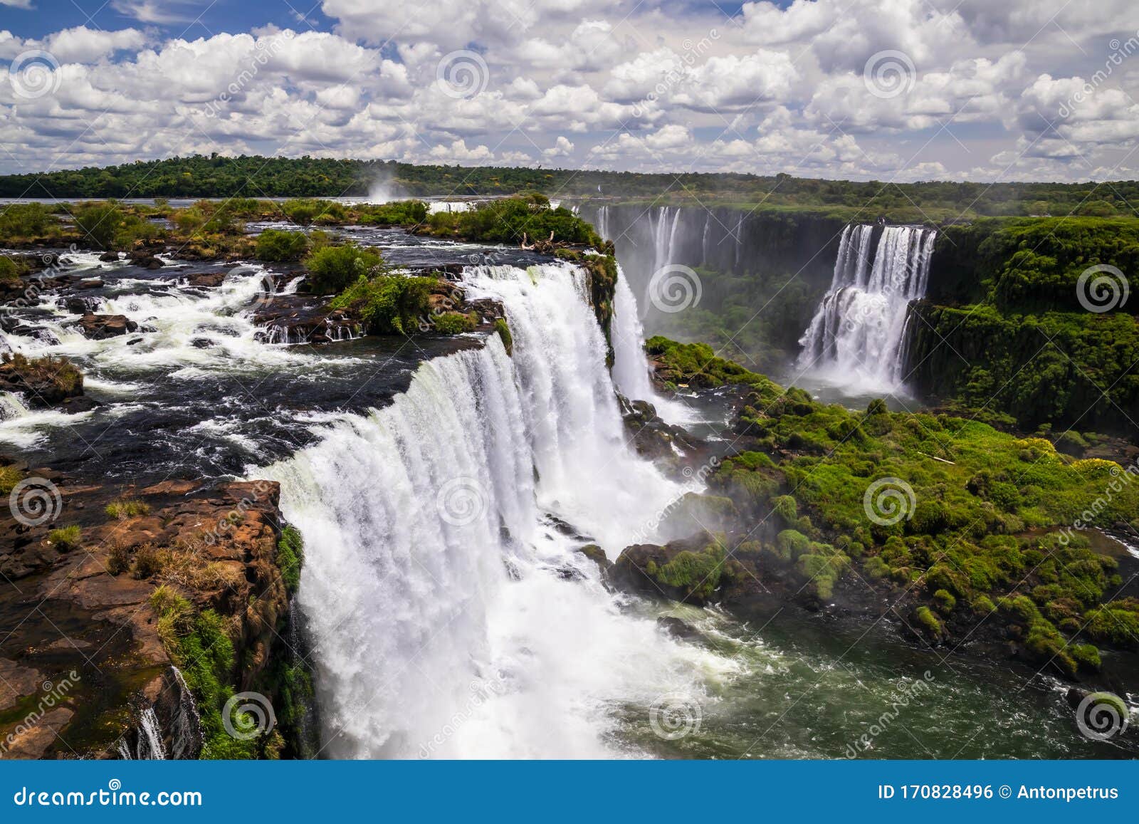 Beautiful Sunset at Iguazu Falls. One of the New Seven Wonders of Nature Stock Photo - of beautiful, iguasu: 170828496