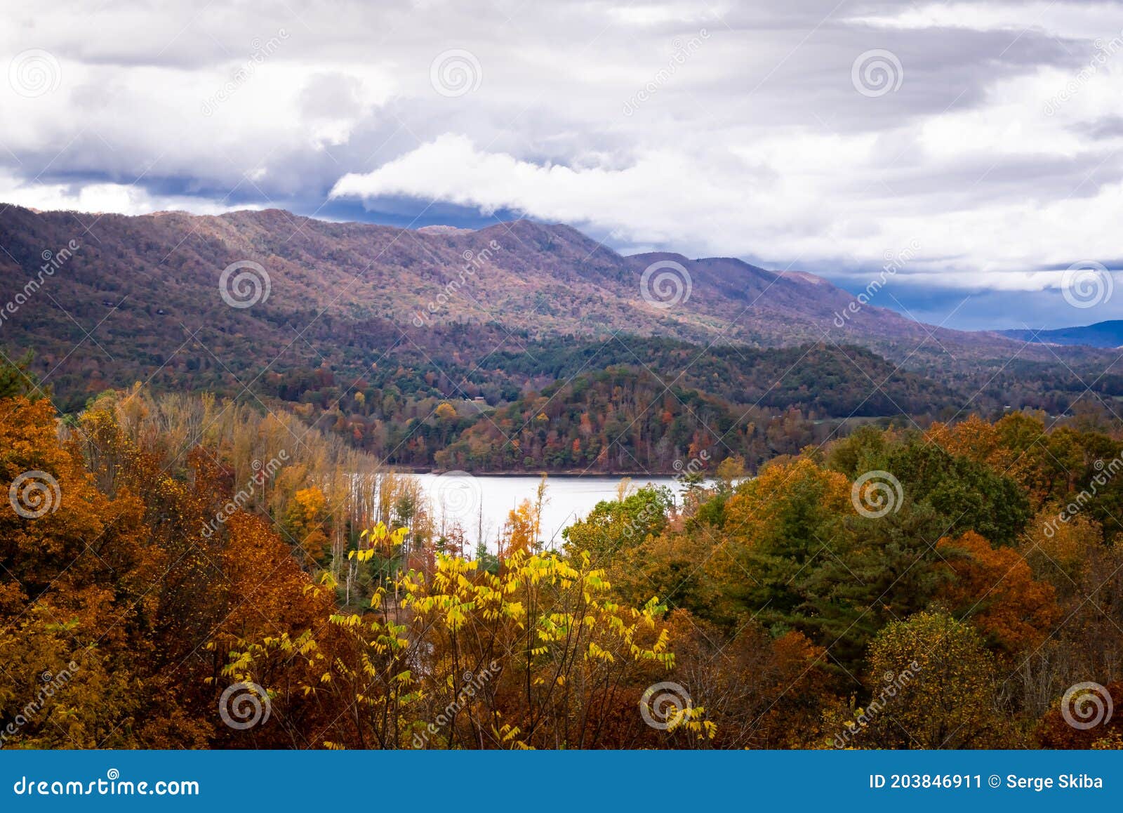 Blue Ridge Mountains in the Autumn Stock Image - Image of blue, autumn