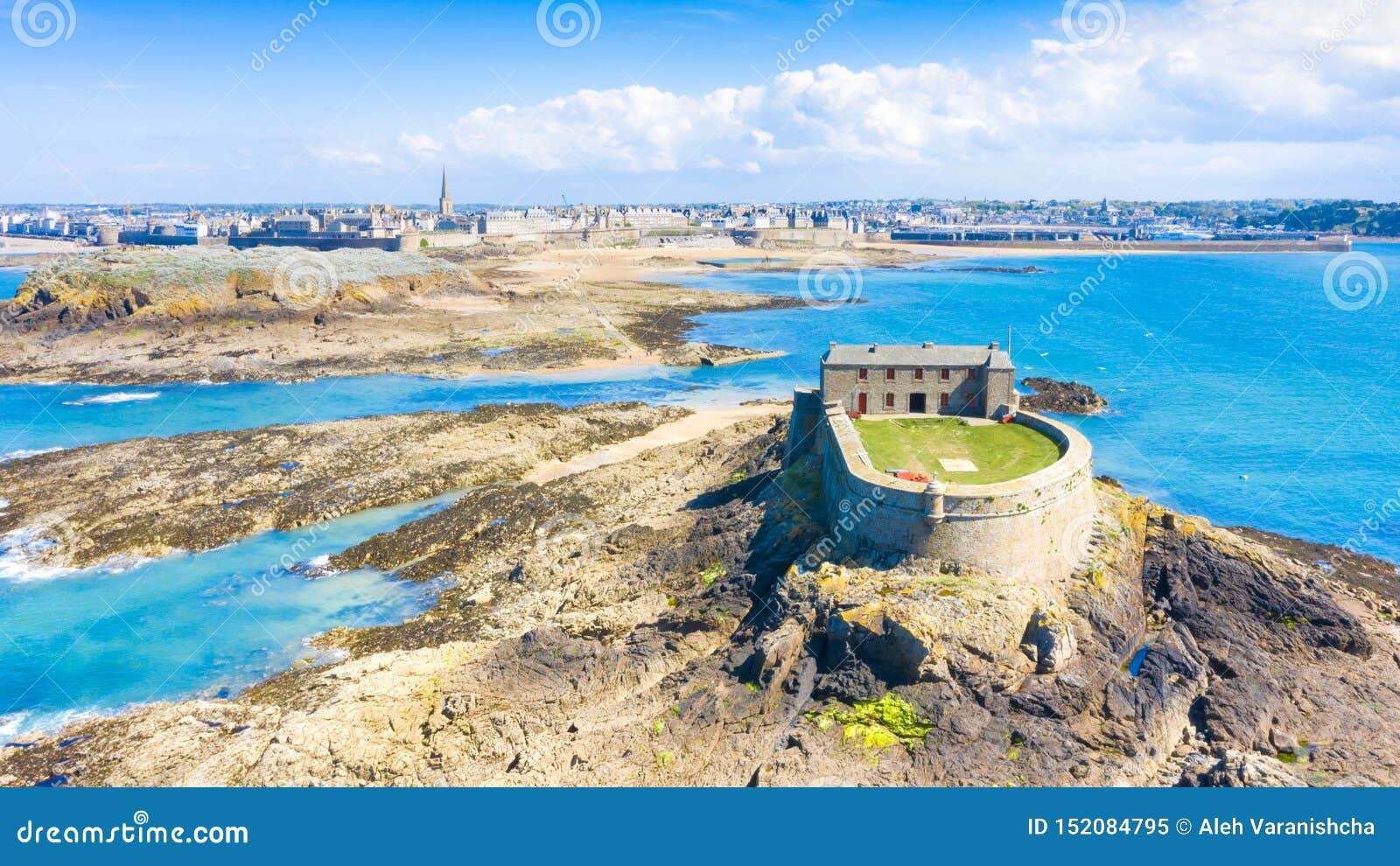 beautiful view of the city of privateers - saint malo in brittany, france