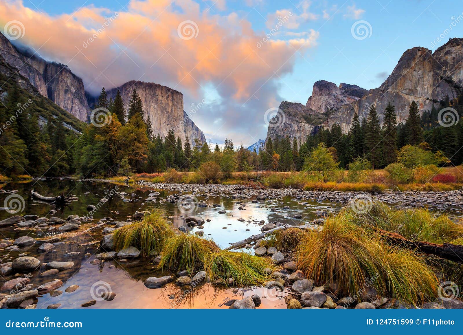 beautiful view of yosemite national park at sunset in california