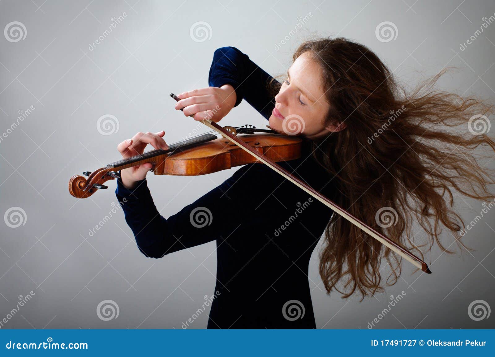 Beautiful Violinist Royalty Free Stock Photography Image 17491727