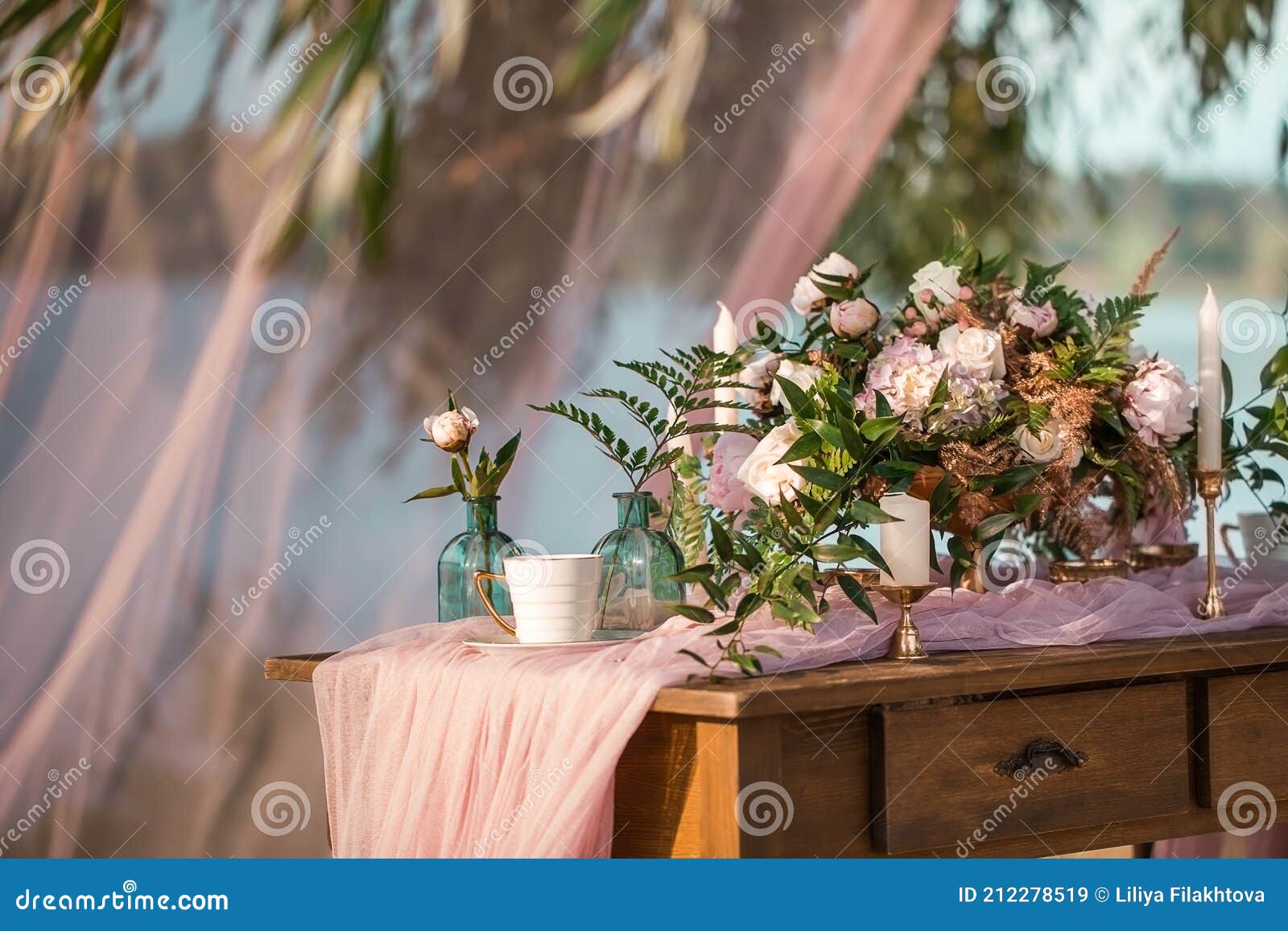 Beautiful Wedding Decor. Vintage Style Stock Image - Image of concept