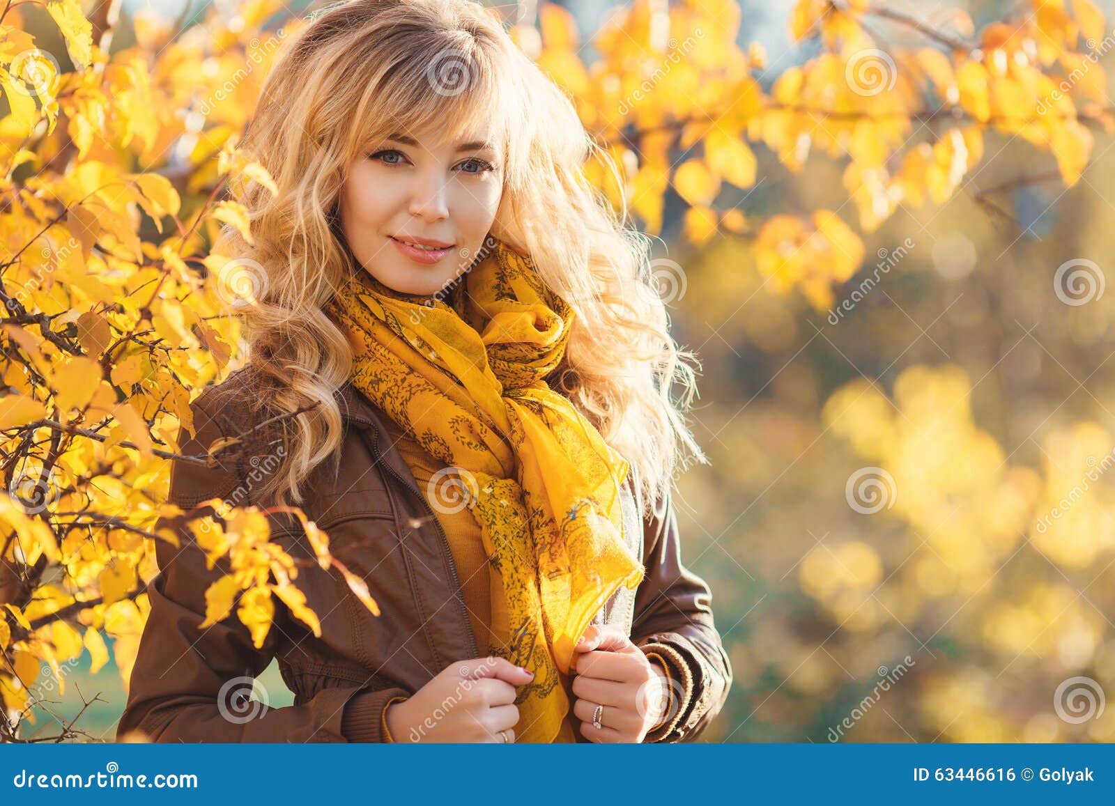 Beautiful Woman in Autumn Park. Stock Photo - Image of fashion, fresh ...