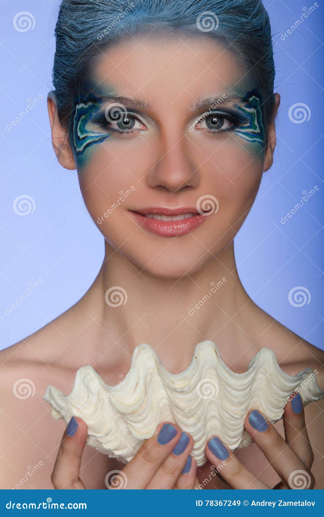 Beautiful Woman in the Face-up Mermaid Stock Image - Image of shell ...