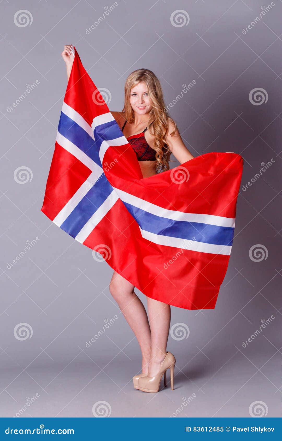 https://thumbs.dreamstime.com/z/beautiful-woman-flag-norway-naked-83612485.jpg