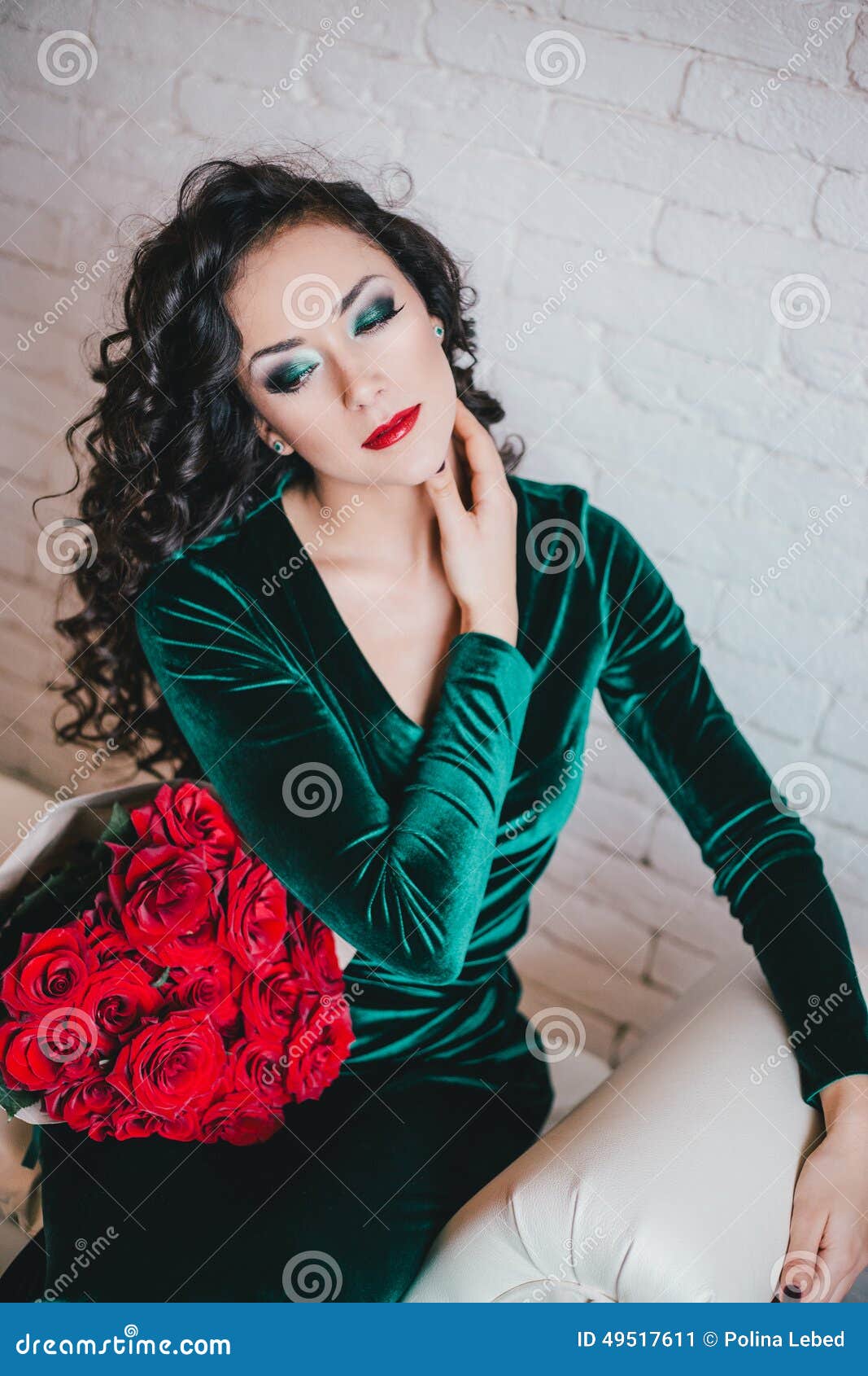 Premium Photo | Pretty young woman in green dress red gloves net wearing  high heels shoes underwater