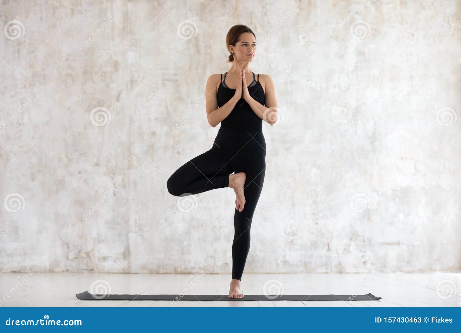 Vector illustration of sportive women in Tree position with namaste hands  Cartoon realistic people practicing yoga Flat young woman Front view  girl Side view Back side view Standing yoga poses StockVektorgrafik 