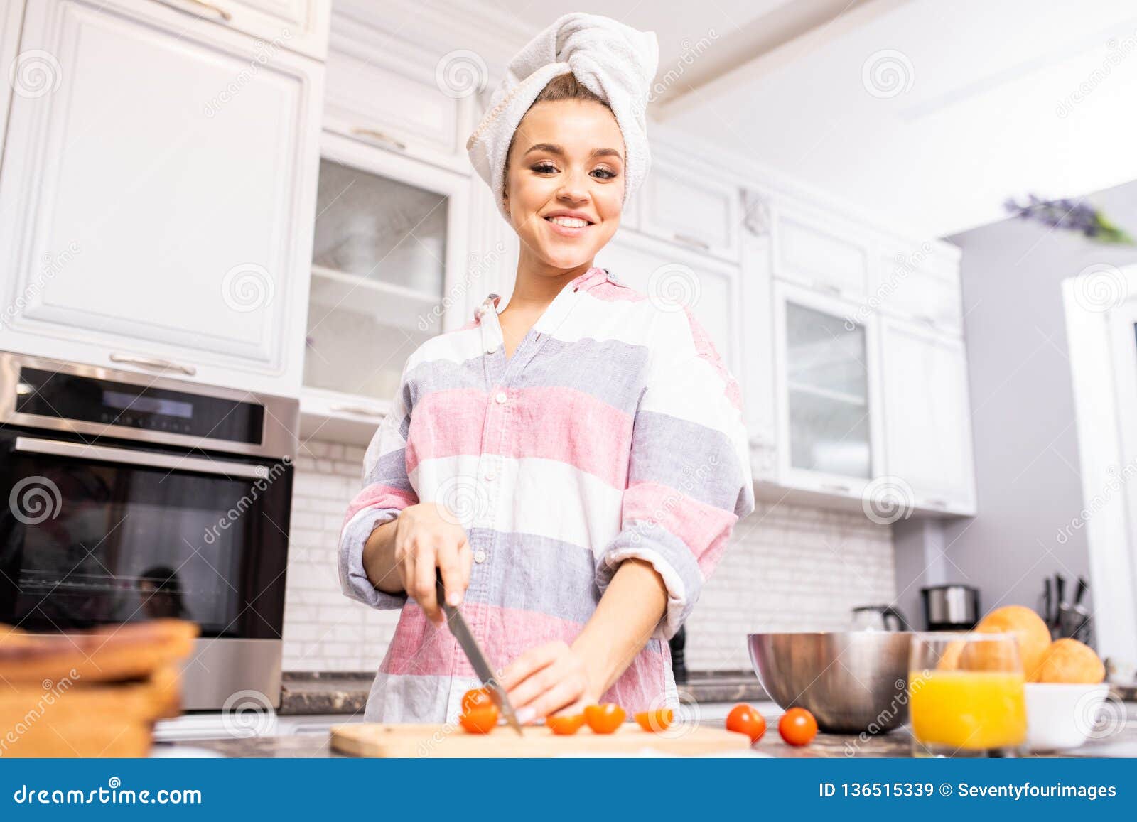 287 Khaki Kitchen Stock Photos - Free & Royalty-Free Stock Photos from  Dreamstime