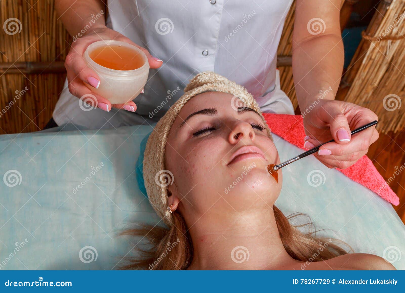 Beautiful Woman At Spa Procedure Stock Image Image Of Body People 78267729