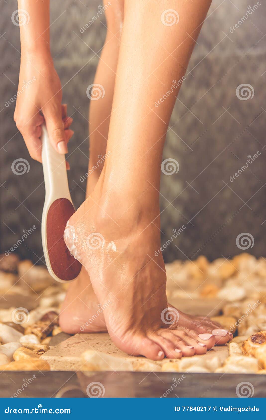 https://thumbs.dreamstime.com/z/beautiful-woman-taking-shower-cropped-image-young-scraping-heel-bathroom-77840217.jpg