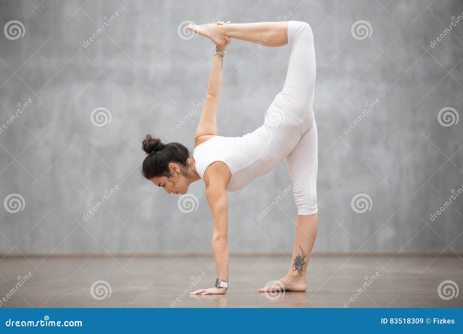 Sporty Beautiful Young Woman Practicing Yoga, Standing in Half Moon  Exercise, Ardha Chandrasana Pose Stock Photo - Image of meadow, health:  119914254