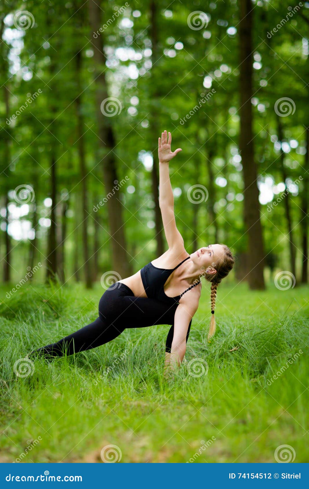 Bikram Tree Pose Stock Photo - Download Image Now - 30-39 Years, Adult,  Adults Only - iStock