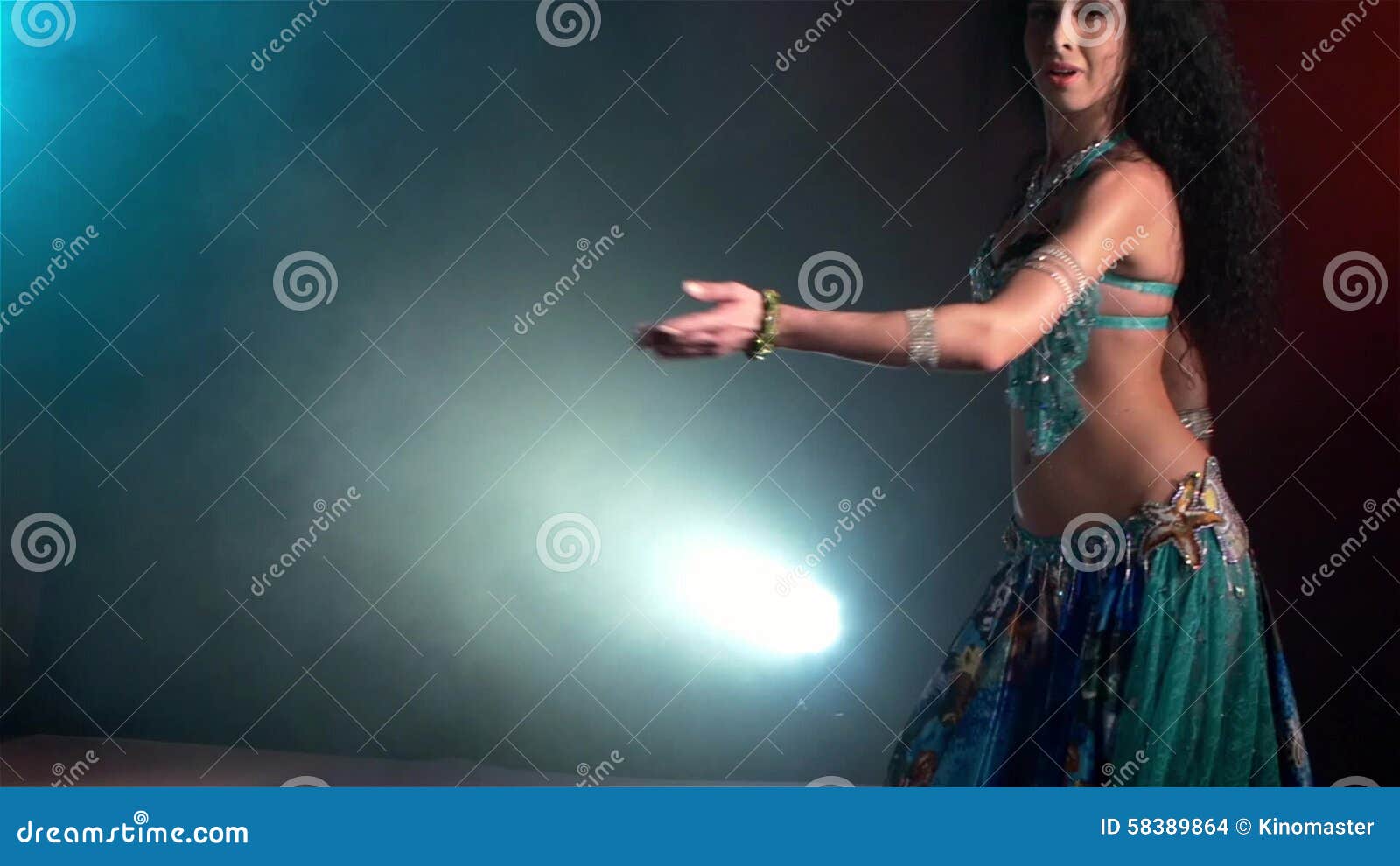 Girl dancing cam Featured Dancing