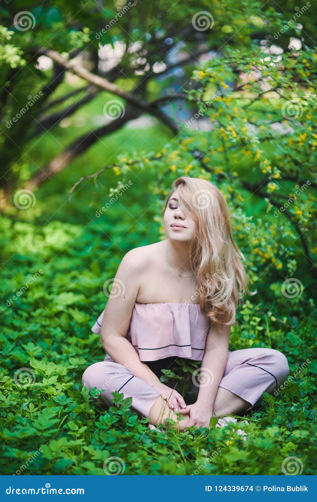 Beautiful Young Blonde Girl In Sunglasses With Puffy Lips And Feminine Body Posing On The Street Style On Sunny Day Stock Photo Image Of Lysefjorden Hiking 124339674