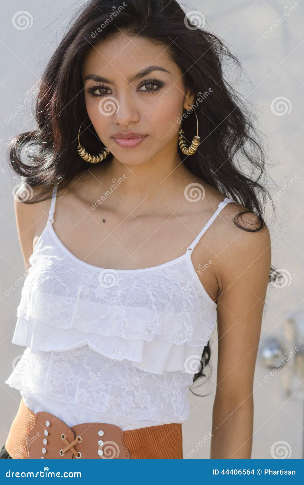 https://thumbs.dreamstime.com/z/beautiful-young-latina-woman-exotic-dark-looks-44406564.jpg