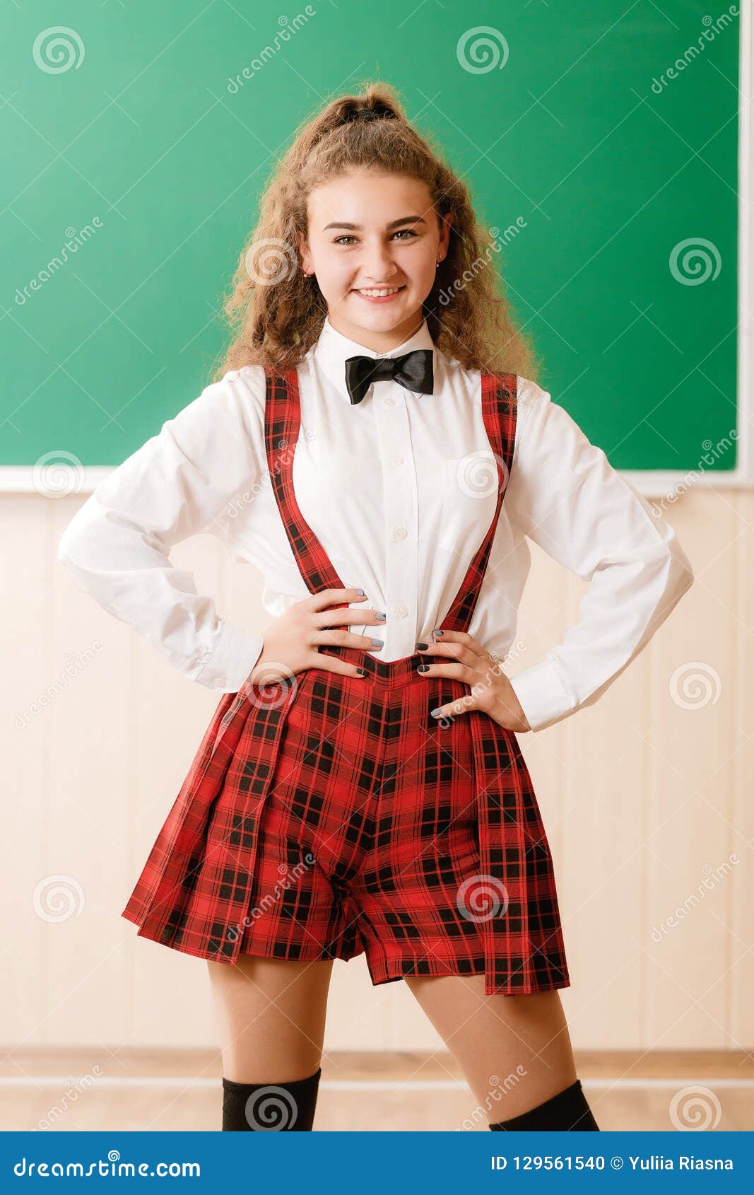 Young-Schoolgirl Pics