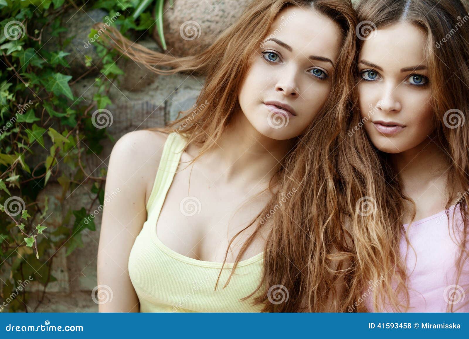 Young Twins Young Twins