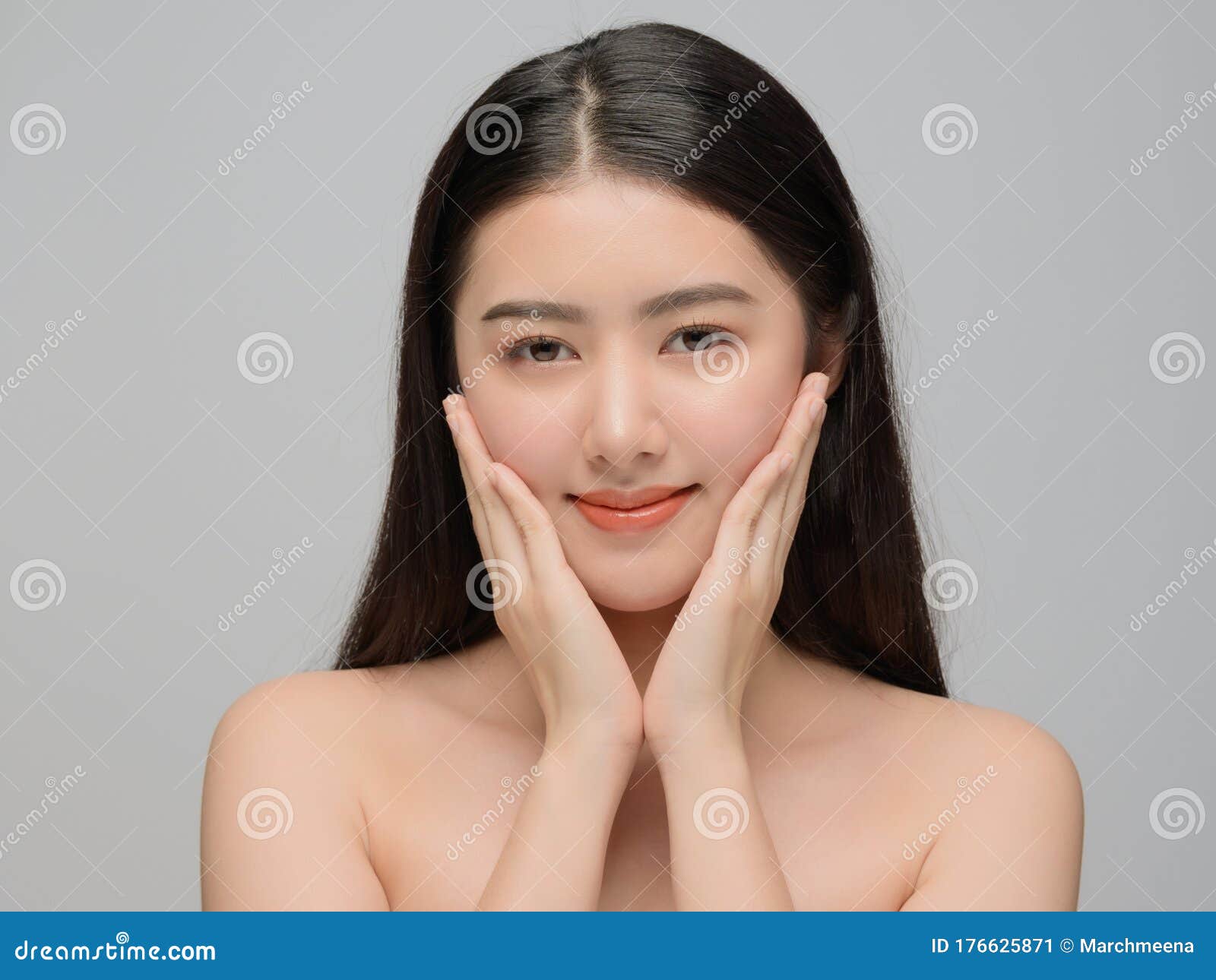 Bangkok Thailand Aug 2019 Makeup Cosmetic Stock Photo 1491390479