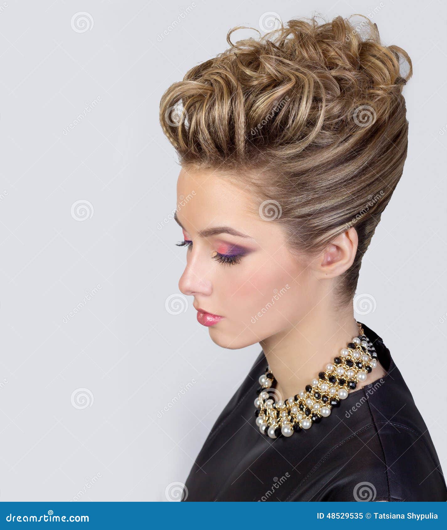 37 Popular Party Hairstyles for 2024 - Hairstyle on Point