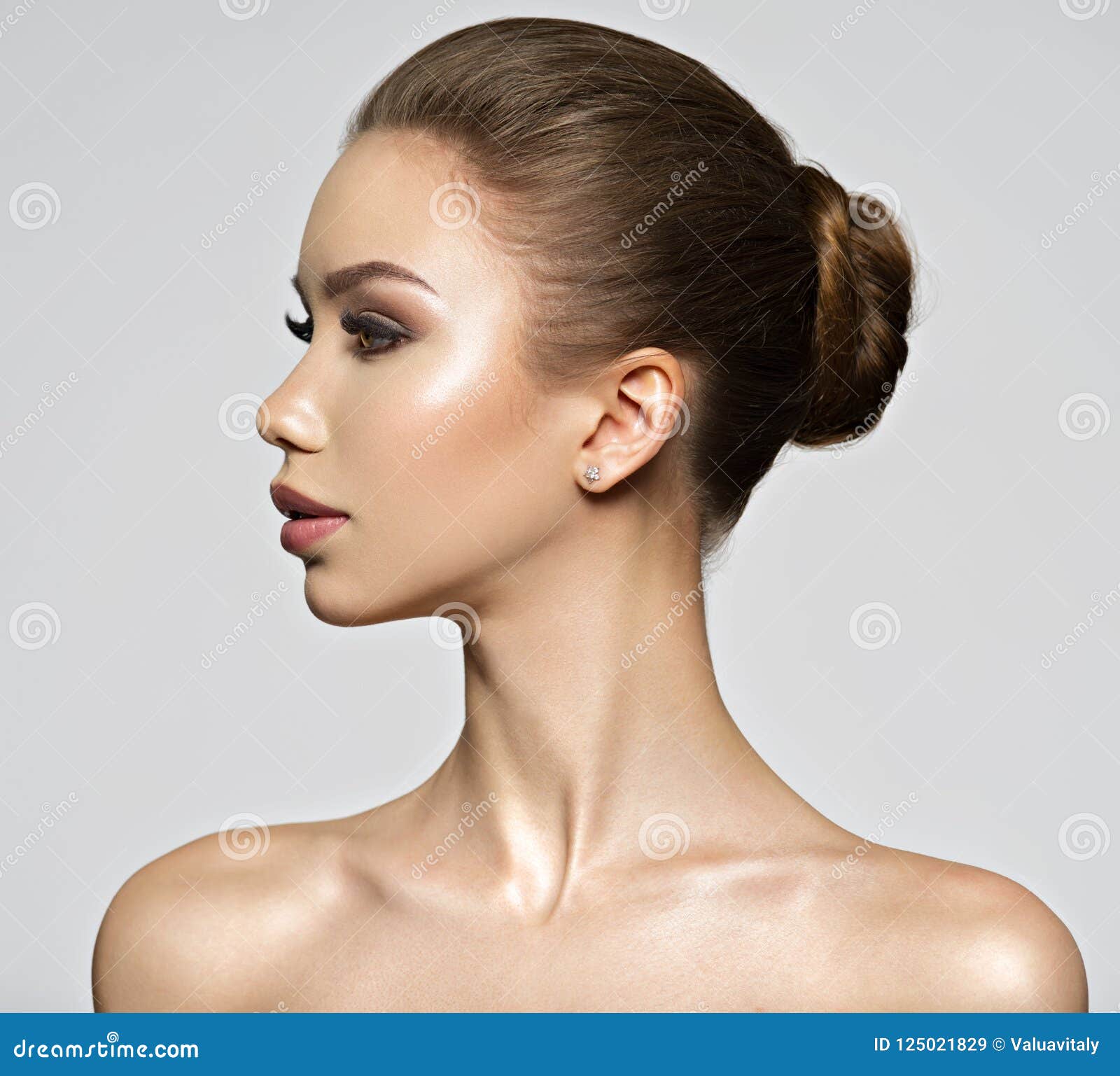 Beautiful Young Woman Profile View Stock Image Image Of Closeup Makeup