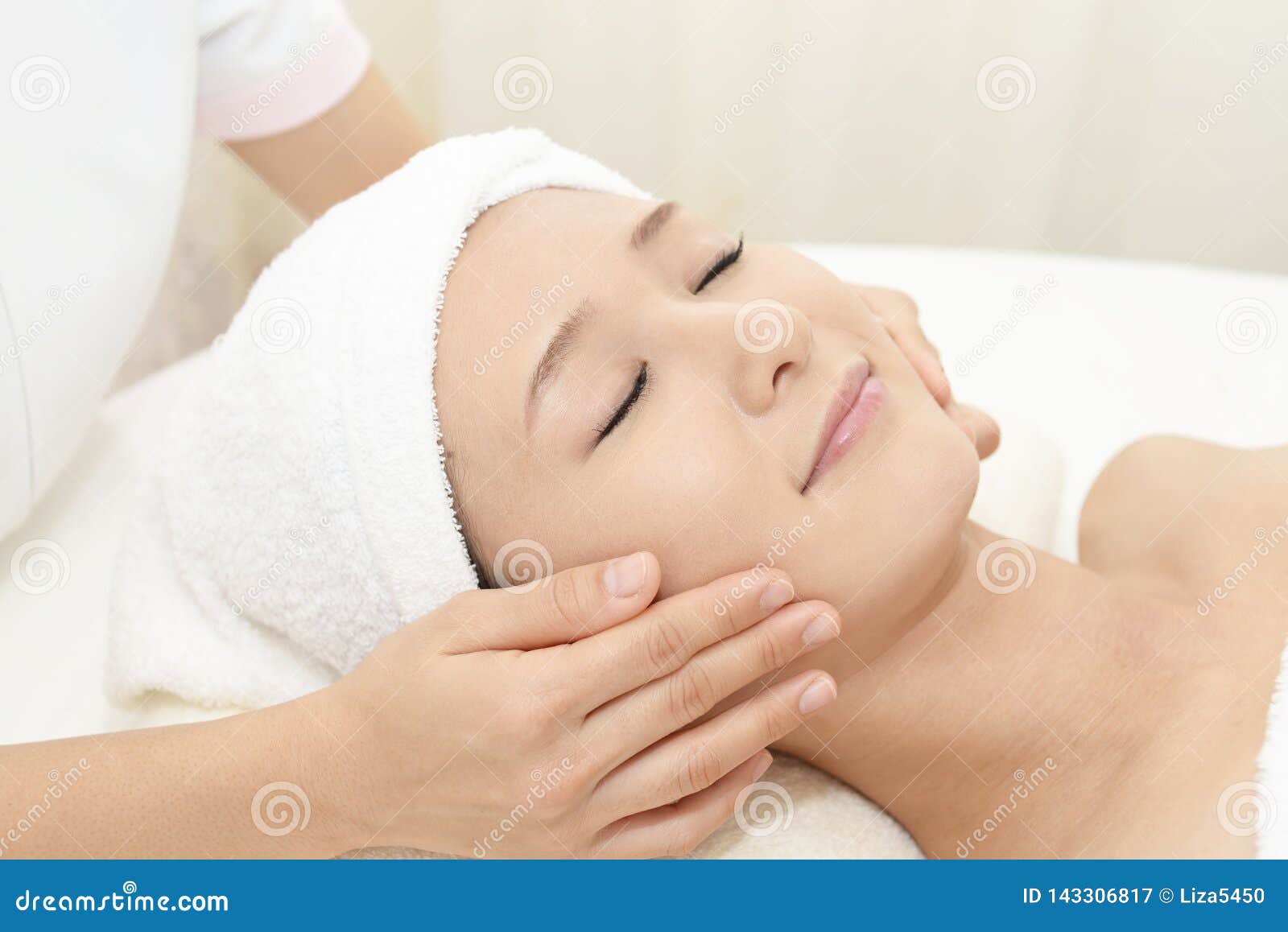 Beautiful Young Woman Receiving Facial Massage Stock Image Image Of