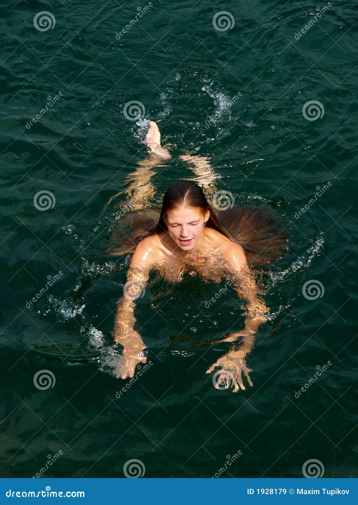 Naked Swim Girl