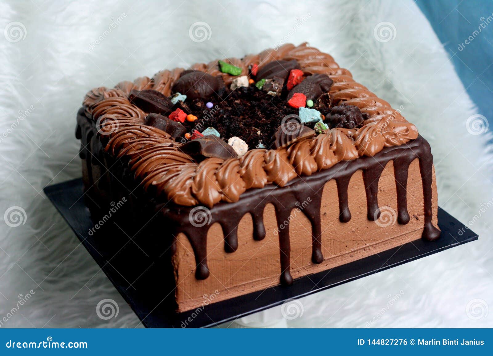 20,830 Chocolate Cake Square Stock Photos - Free & Royalty-Free Stock  Photos from Dreamstime
