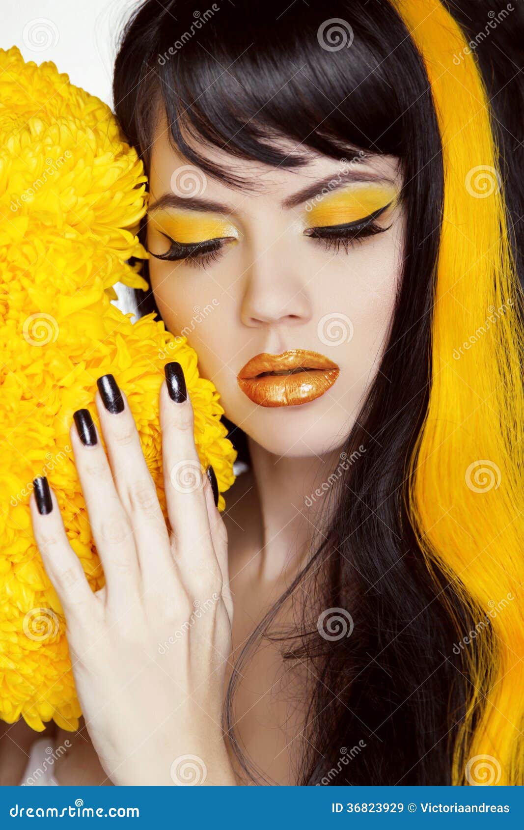 OPI®: Don't Tell a Sol - Nail Lacquer | Warm Yellow Nail Polish