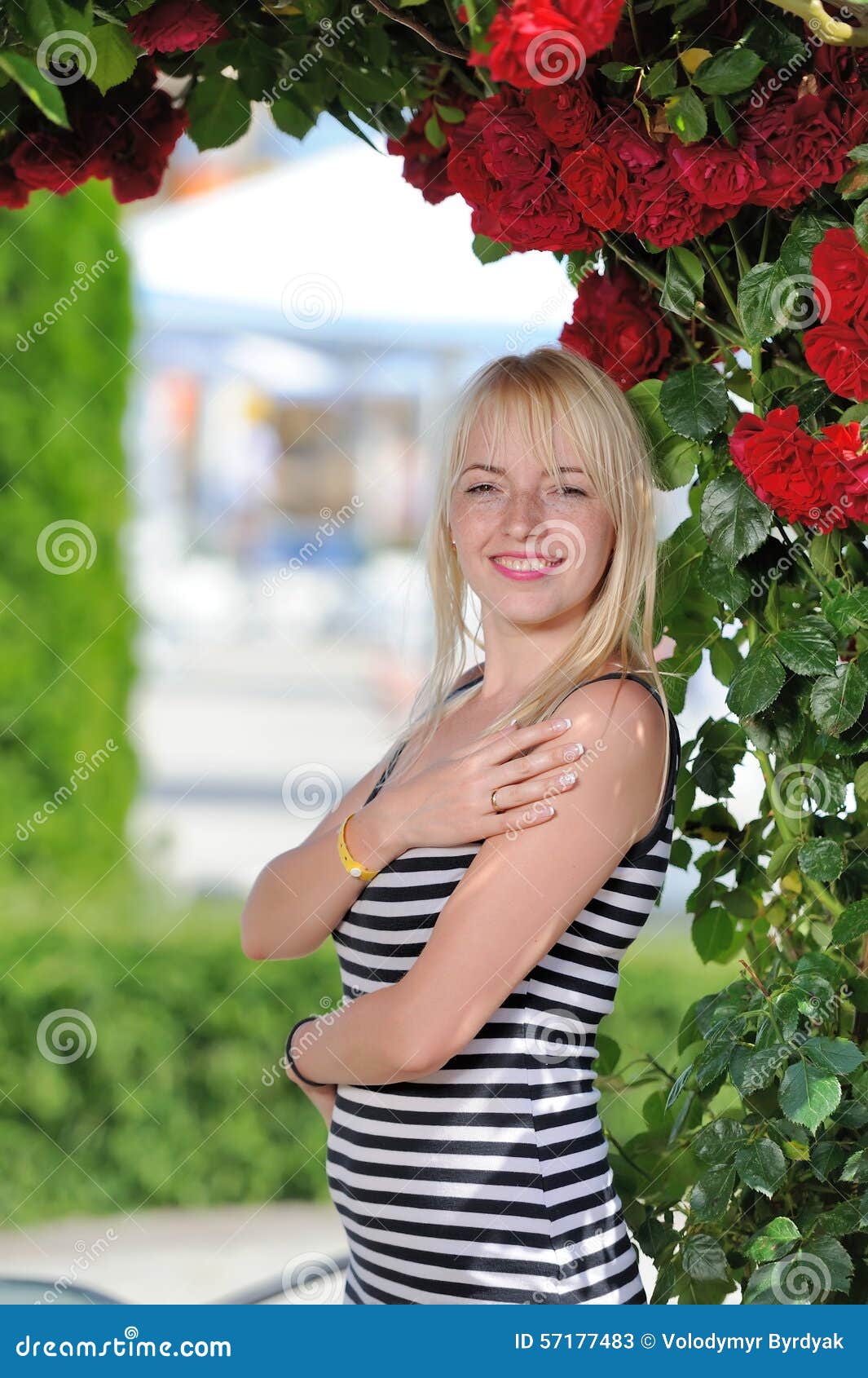 girl arch pics girl arch pics