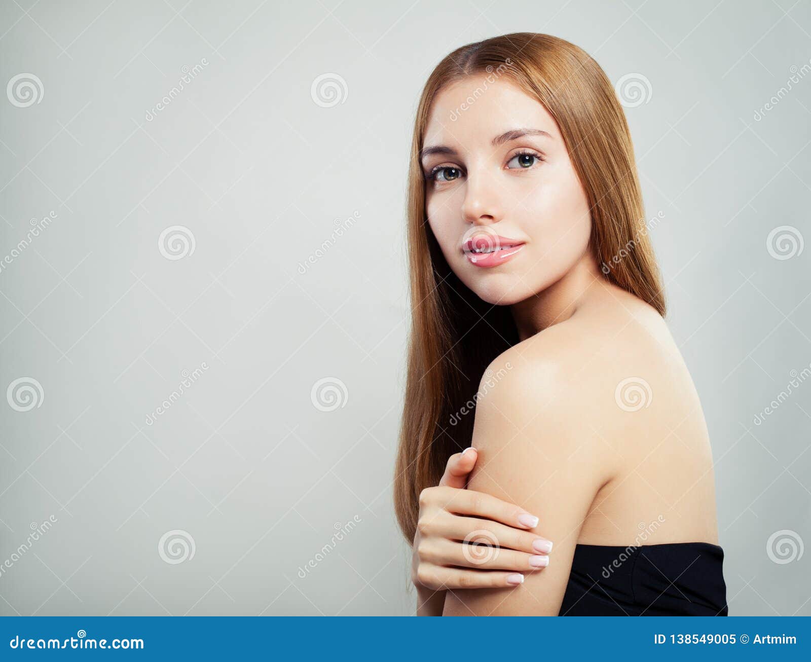 beauty portrait of yute young woman with healthy hair