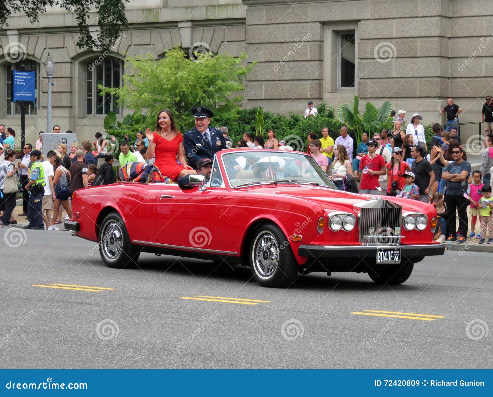 Rolls royce car man hi-res stock photography and images - Alamy