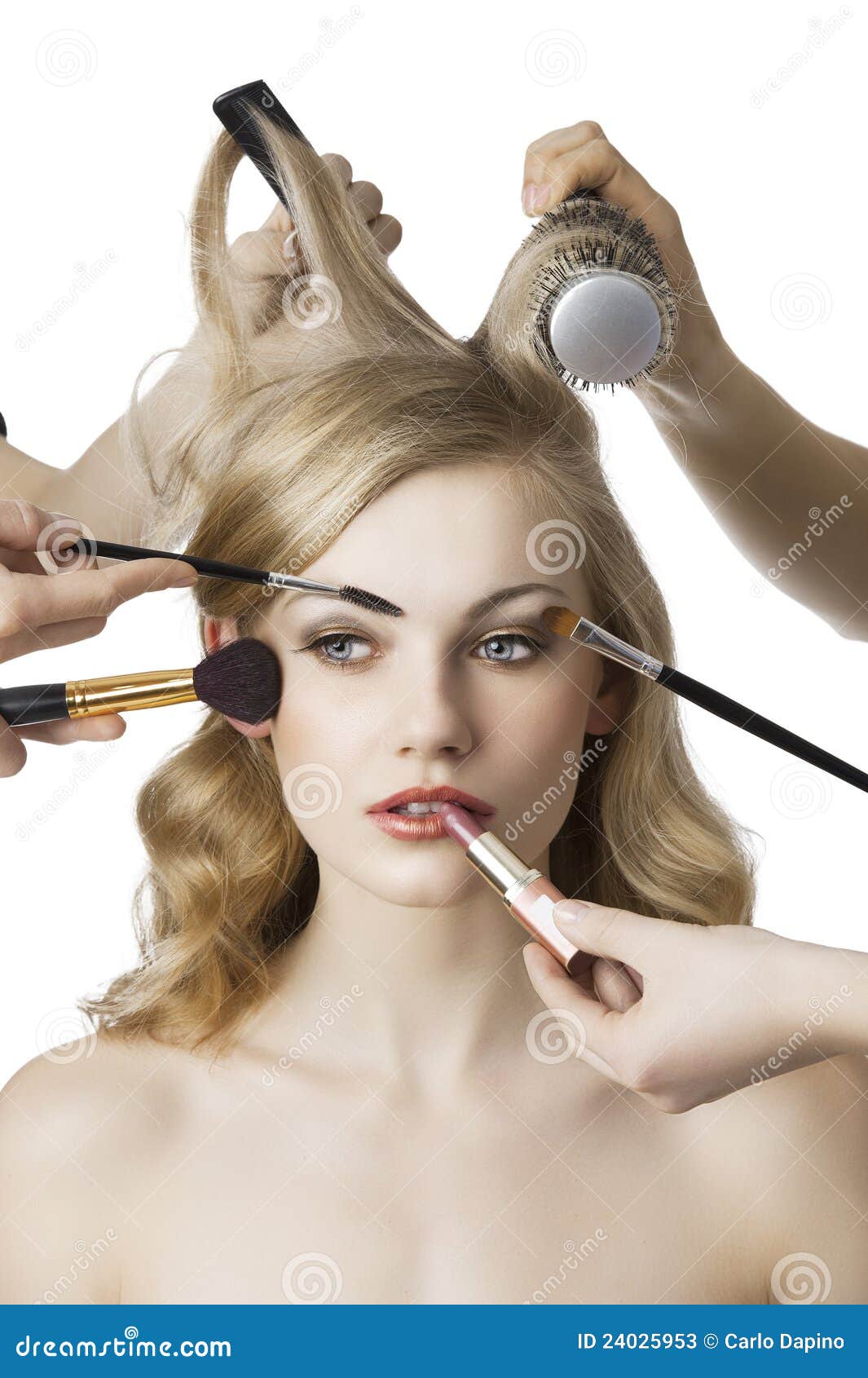 In Beauty Salon, the Girl Looks at Right Stock Image - Image of brush,  coiffure: 24025953
