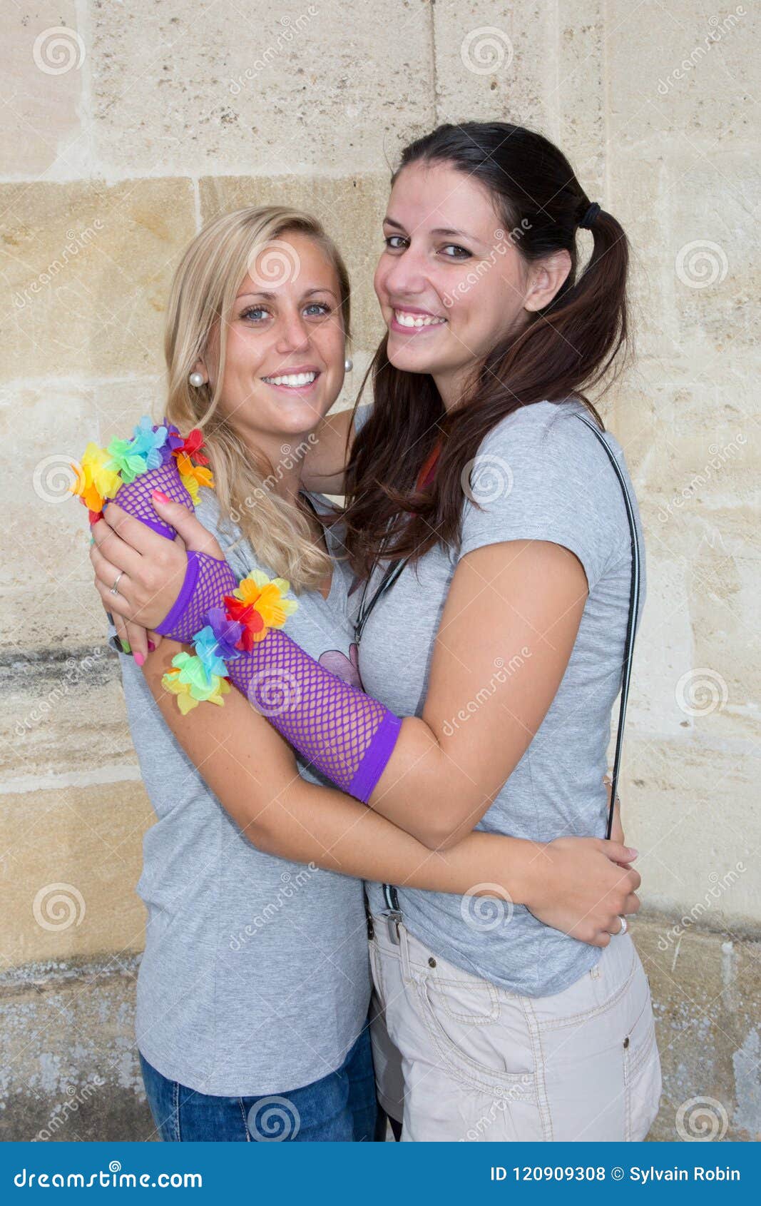 Teen Lesbian Massage Seduction