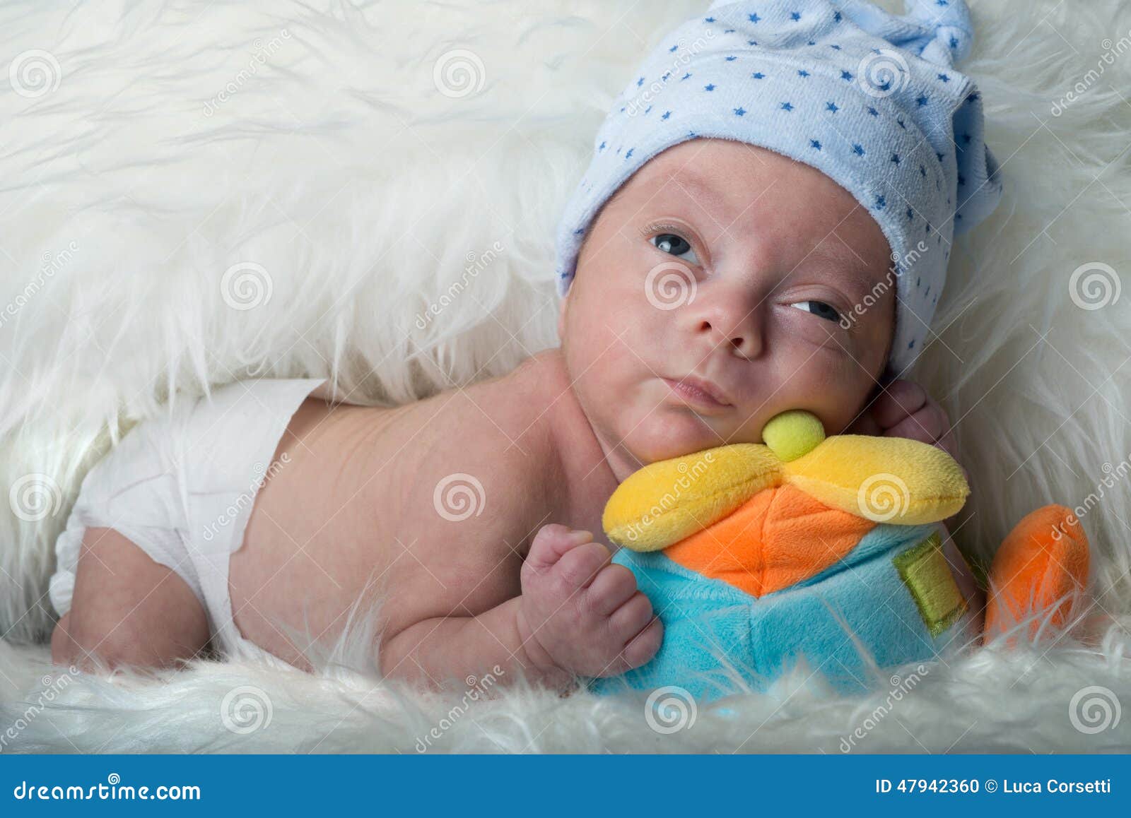Bebê Recém-nascido Do Homem Do Foco Seletivo Dos Detalhes Foto de Stock -  Imagem de seletivo, detalhes: 47942360