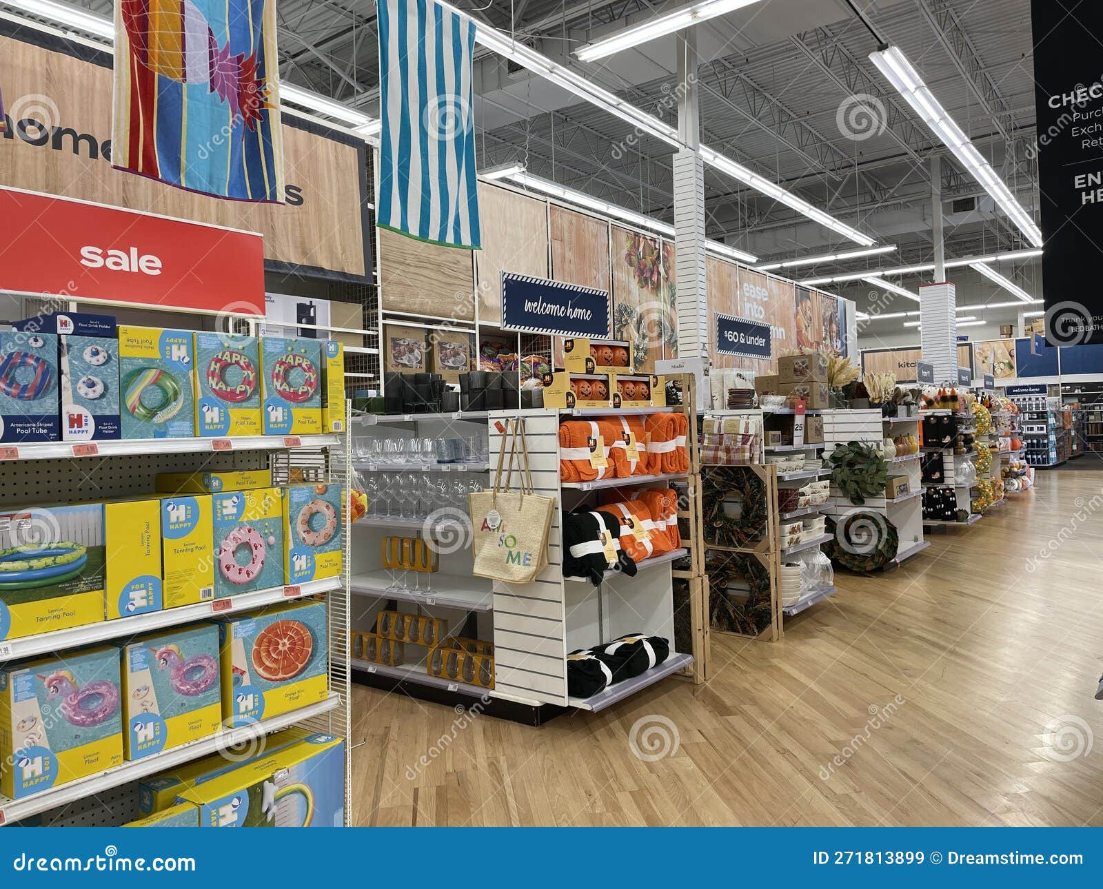 Bed Bath and Beyond Retail Store Front Store Displays Editorial Stock