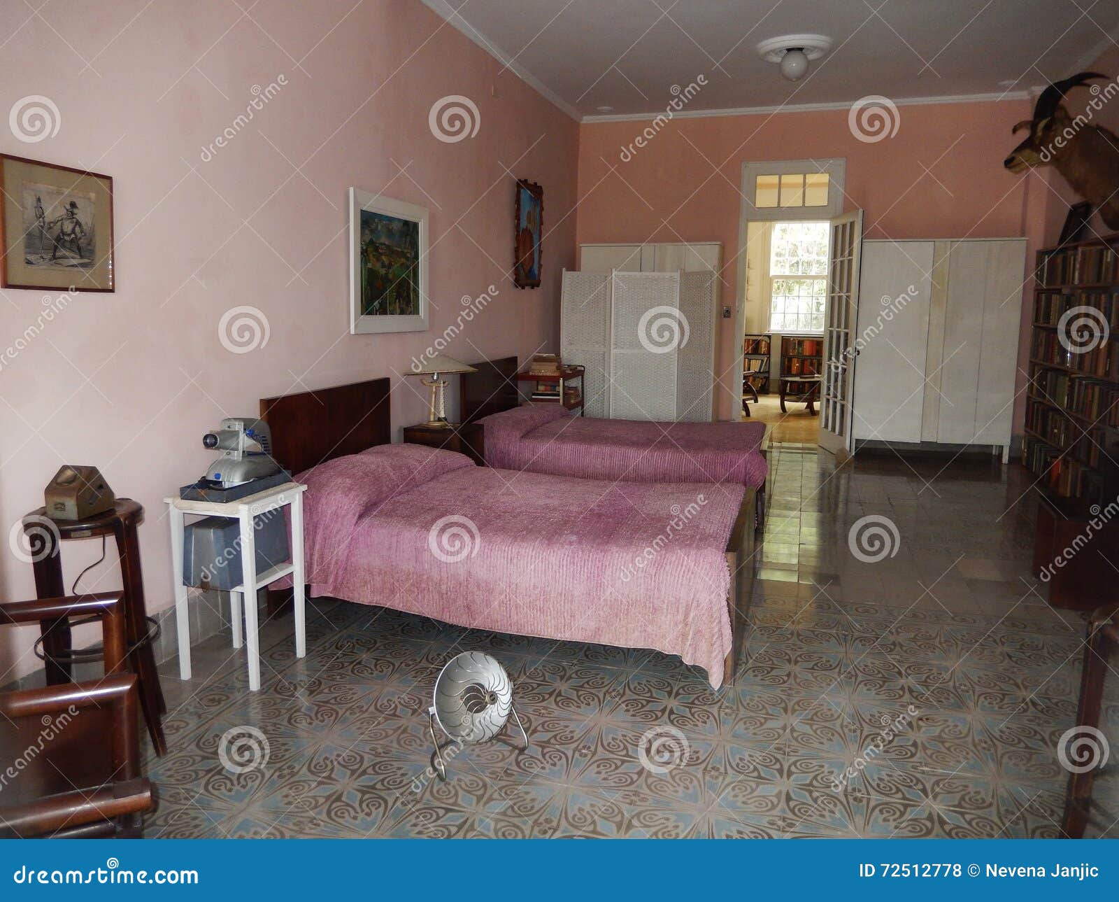 BEDROOM AT FINCA VIGIA, HEMINGWAY S HOUSE, CUBA Editorial