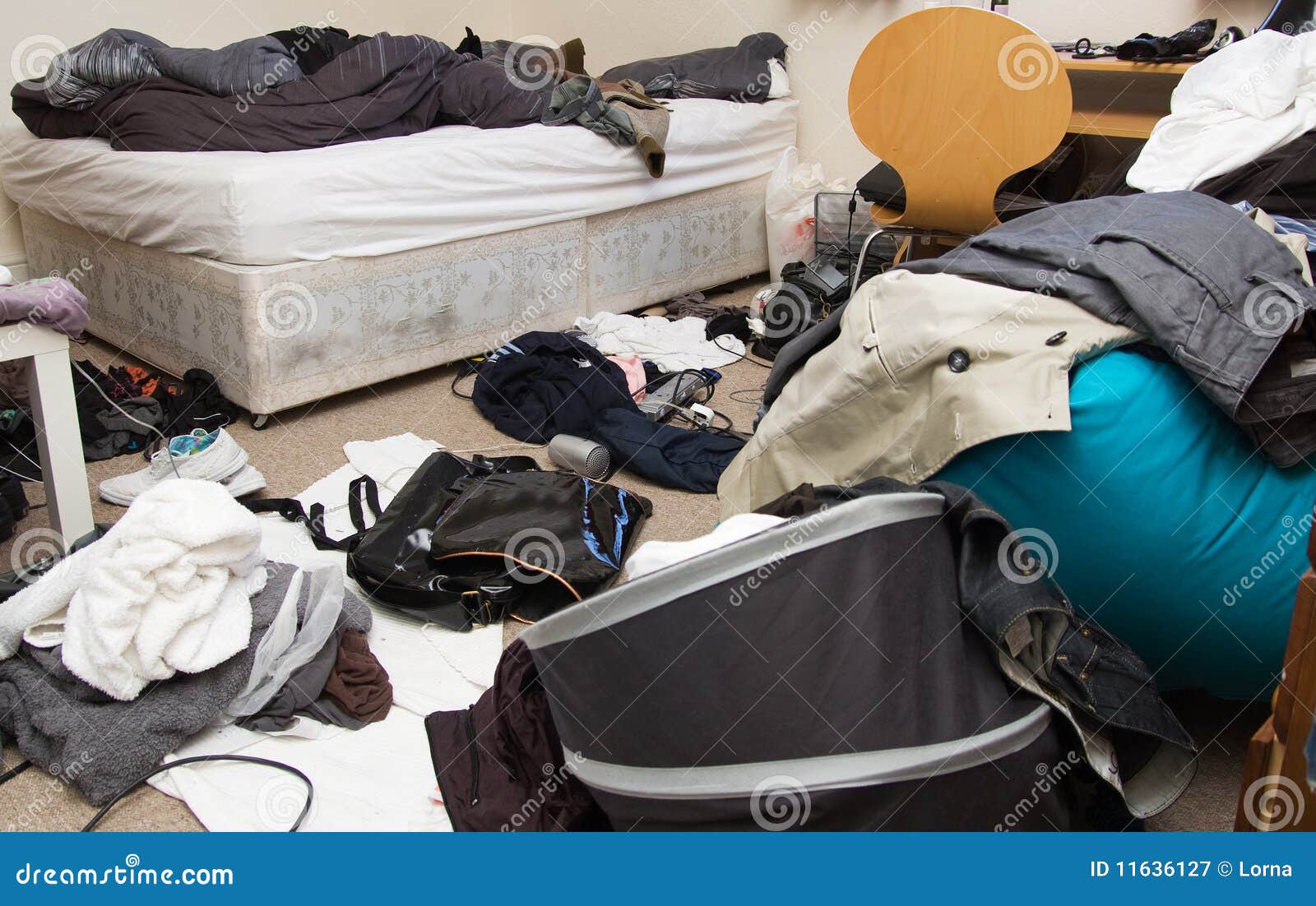 Bedroom Messy Room Royalty Free Stock Photography - Image 