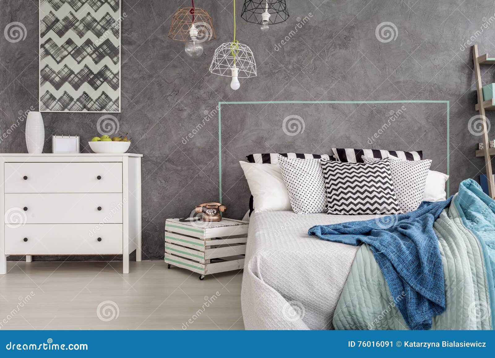 bedroom with positive enegy