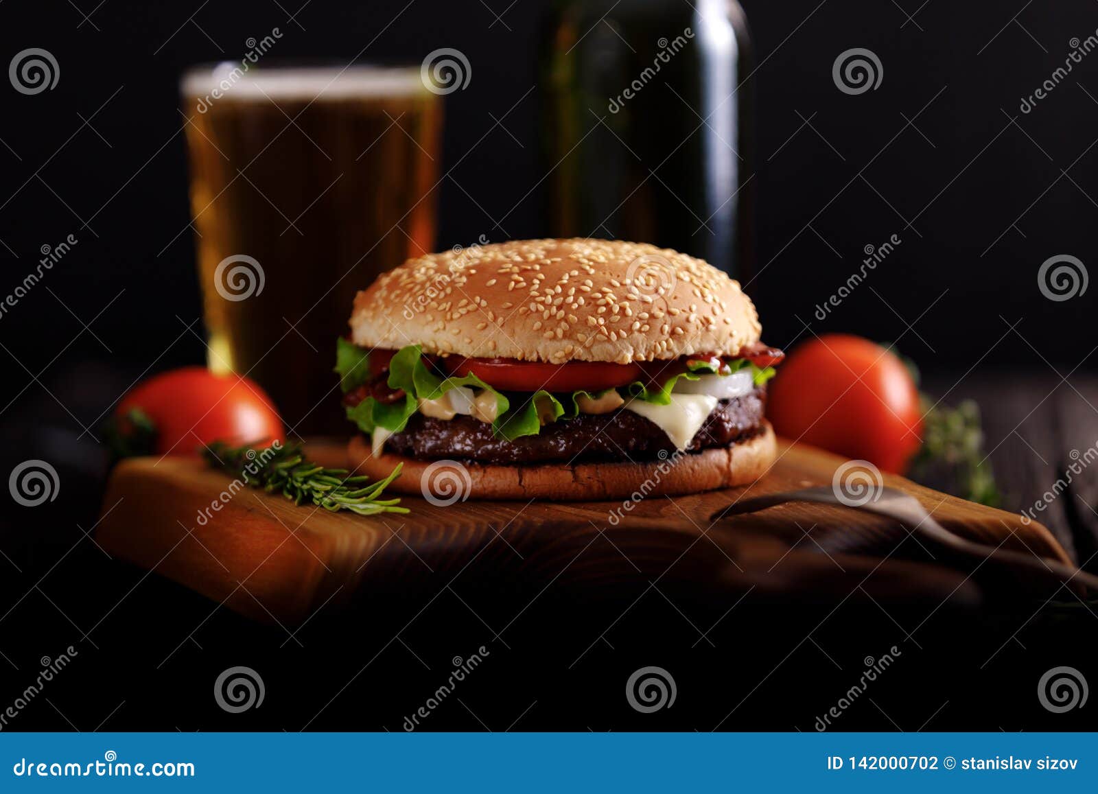 Bread Meat Burger & Beer