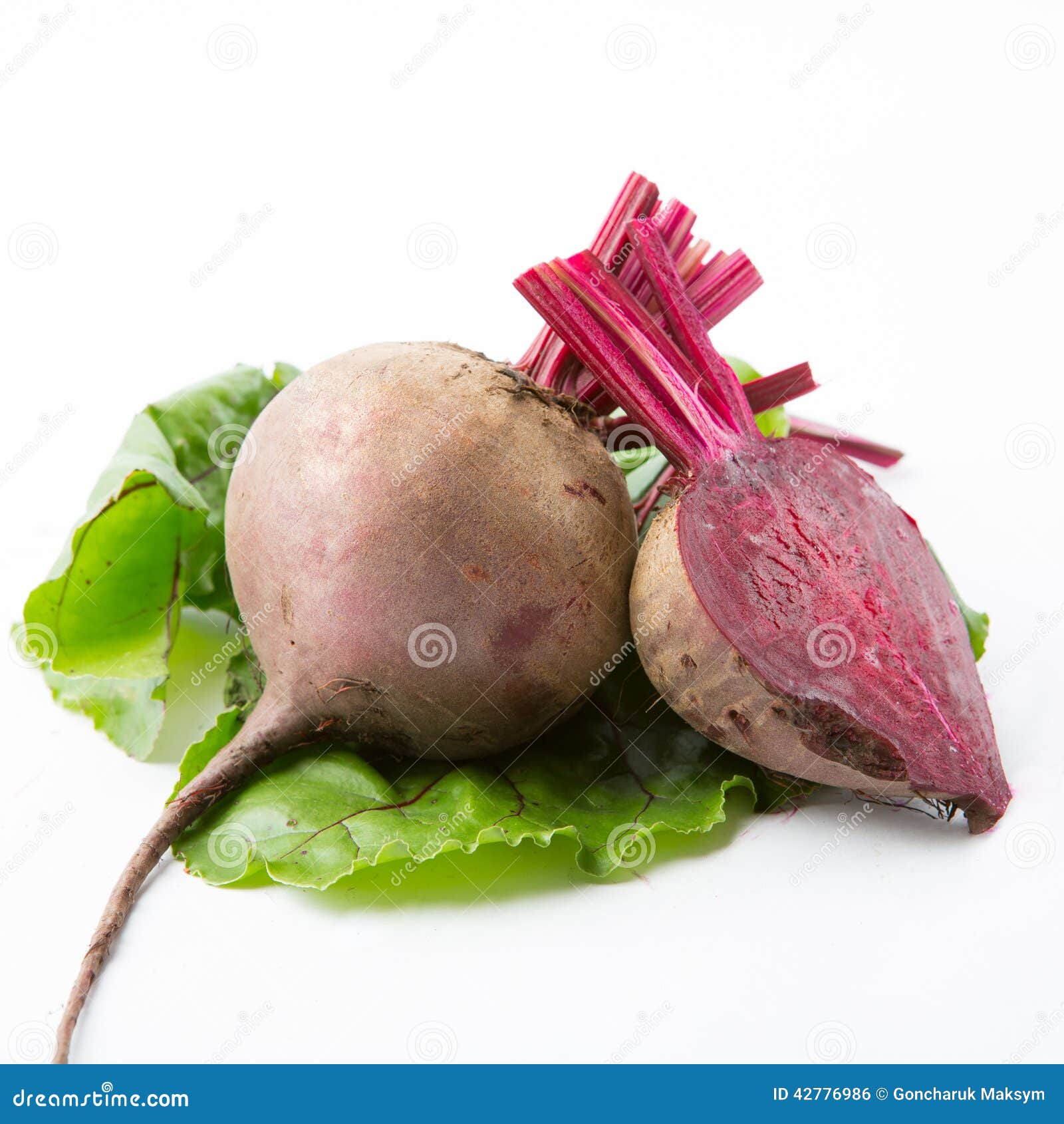 Beets with leaves stock photo. Image of fresh, bunch 42776986