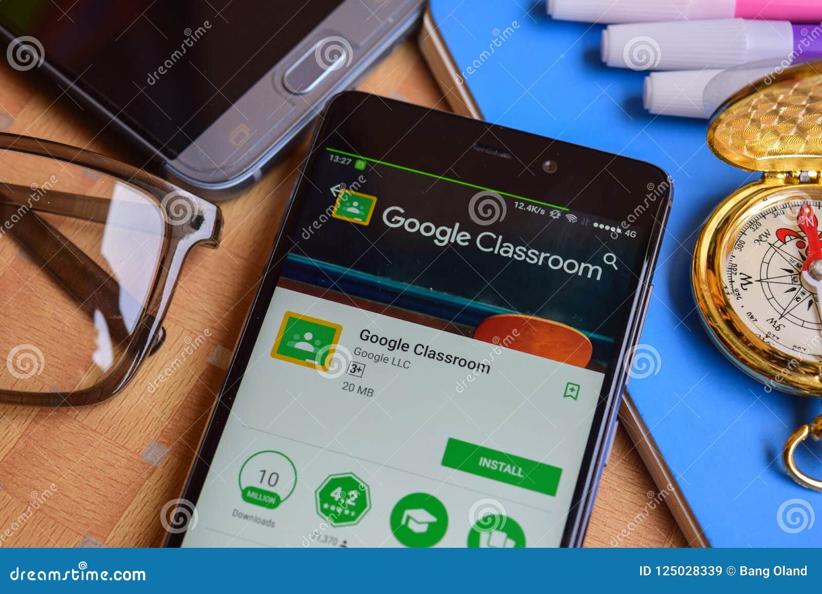 Google Classroom Dev Application On Smartphone Screen