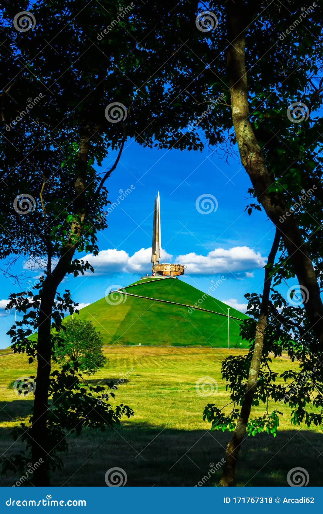 Belarus Kurgan Of Fame Stock Photo Image Of Armed 171767318