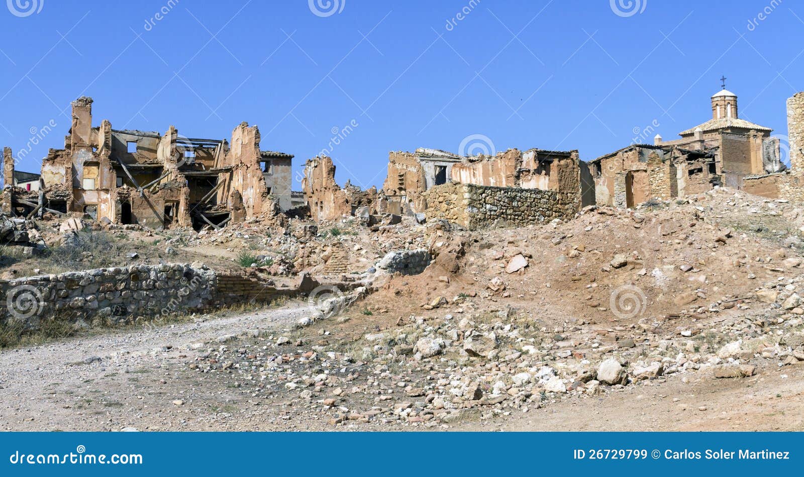 belchite village destroyed in a bombing