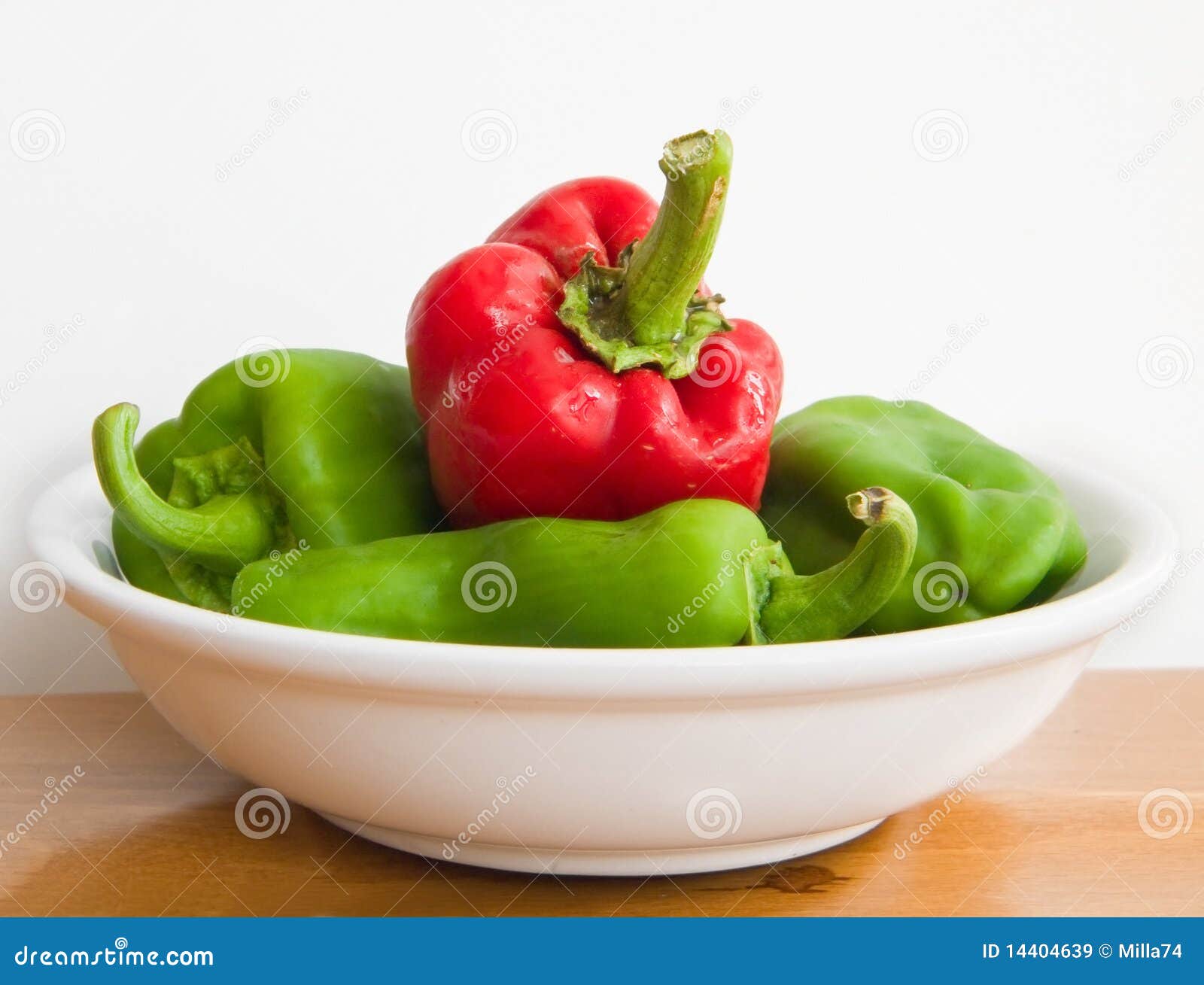 Bell Peppers on White Dish. Stock Image Image of nourishing, energy