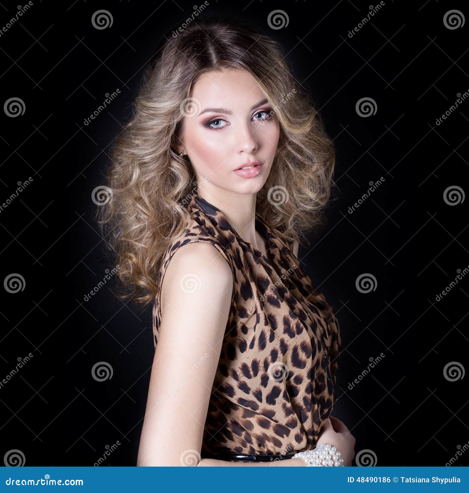 Trucco x abito nero gratuit Trucco x abito nero gratuit