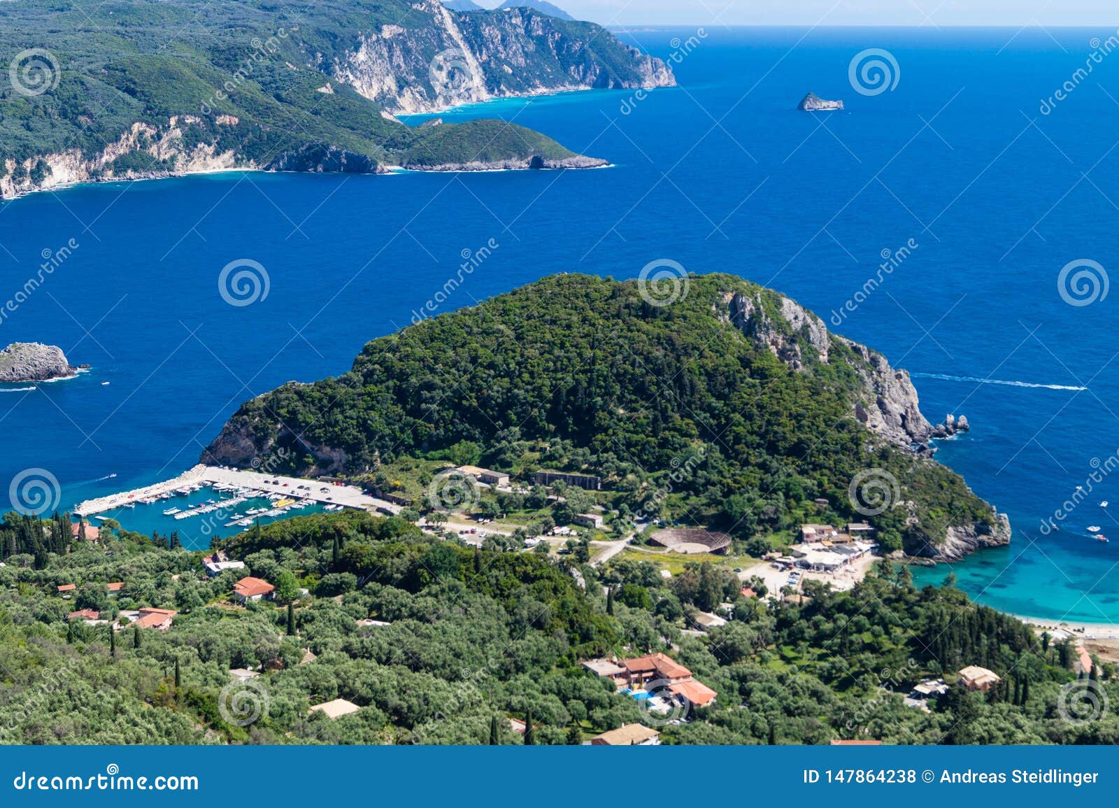 Bella Vista Corfu fotografia stock. Immagine di panoramico - 147864238