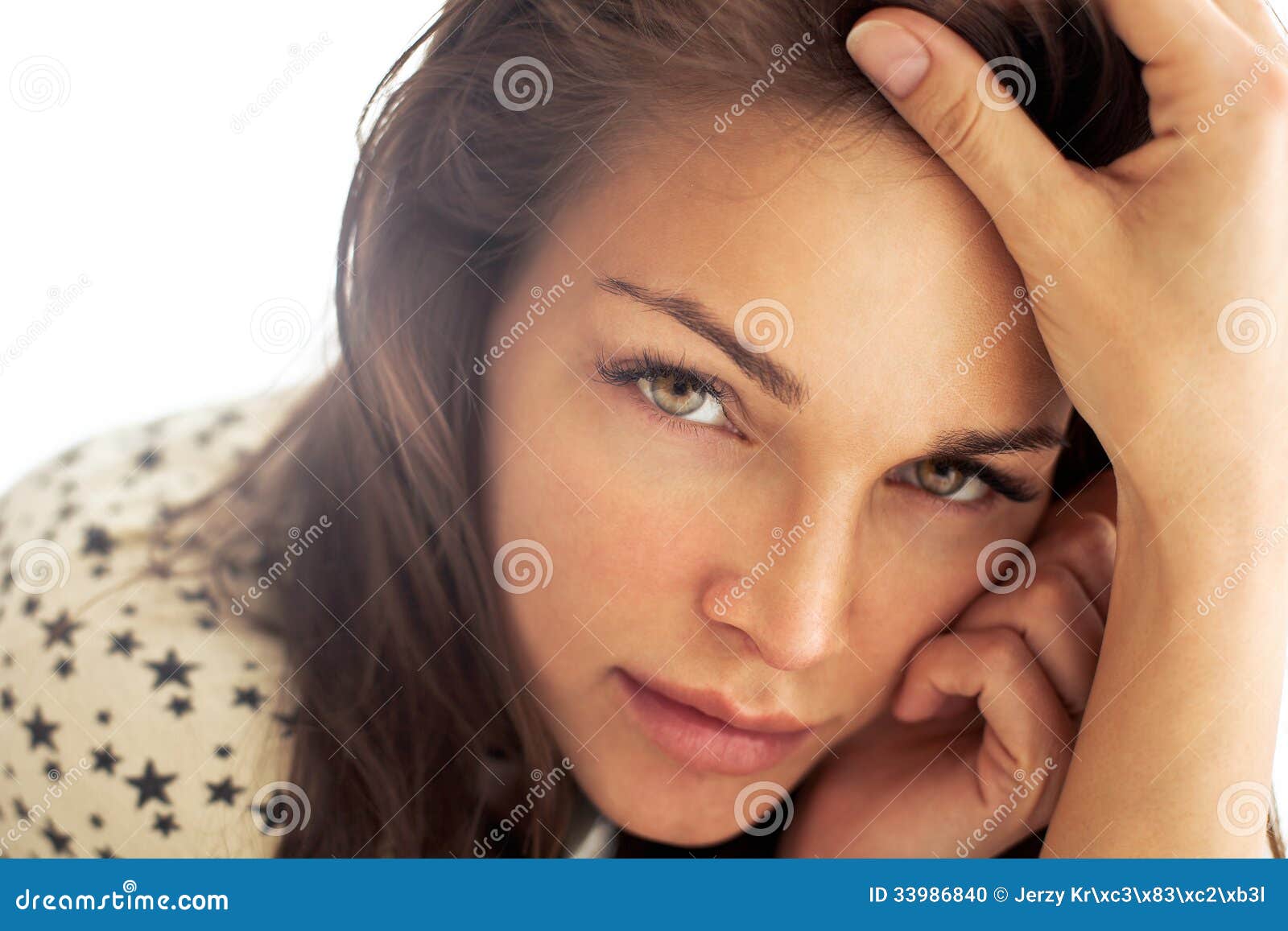 Belle femme naturelle photo stock. Image du visage, lifestyle - 33986840